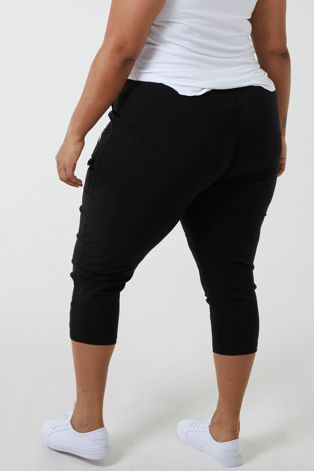 Elasticated Waist Zip Detail Crop Trouser