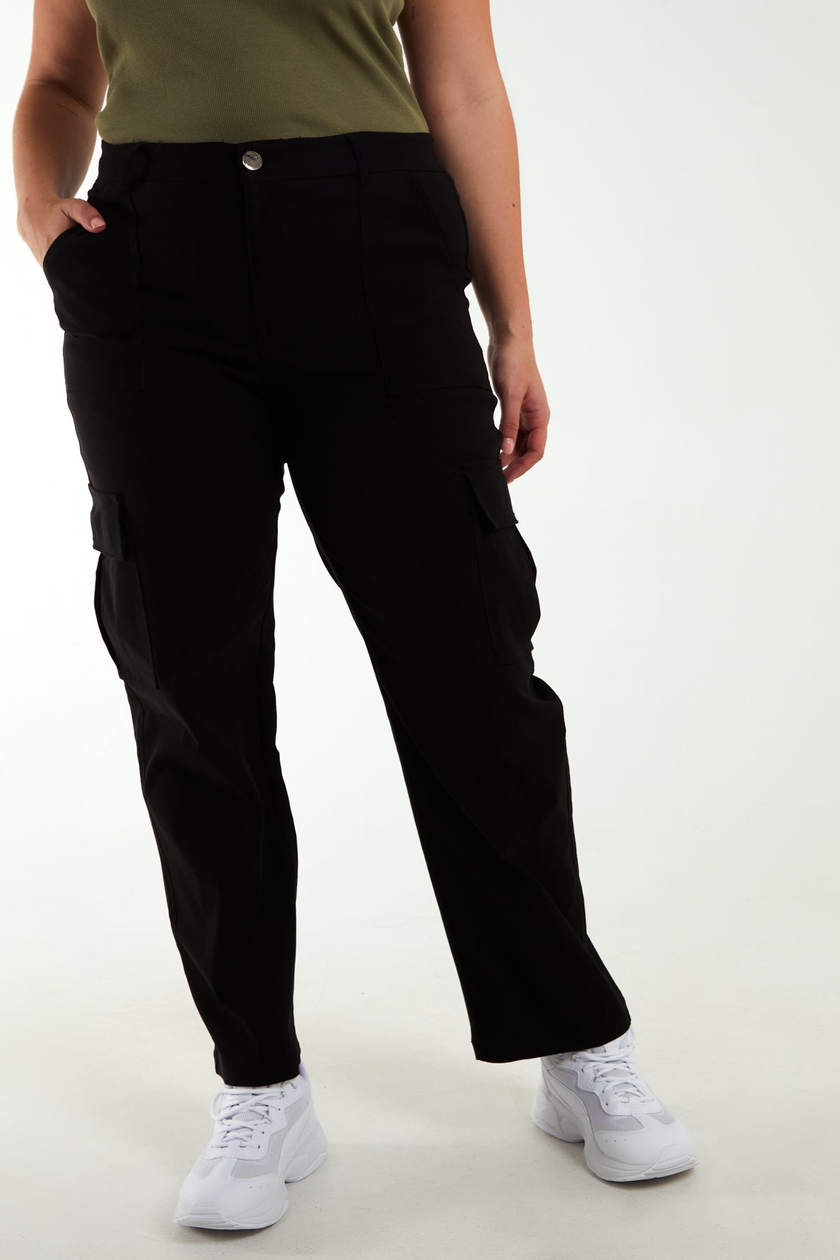 Curve Straight Leg Pocket Detail Cargo Jeans