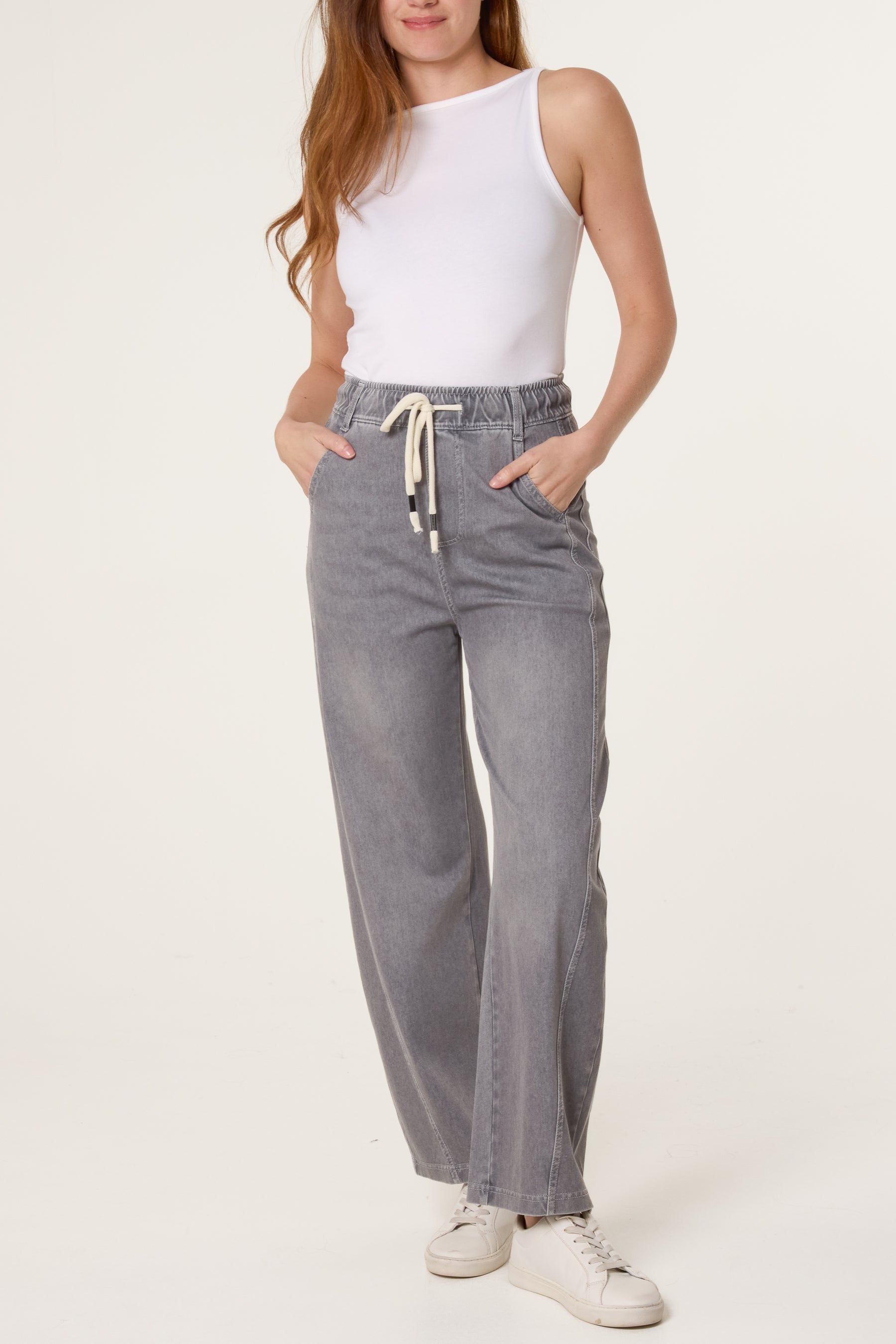 Seam Detail Wide Leg Jeans