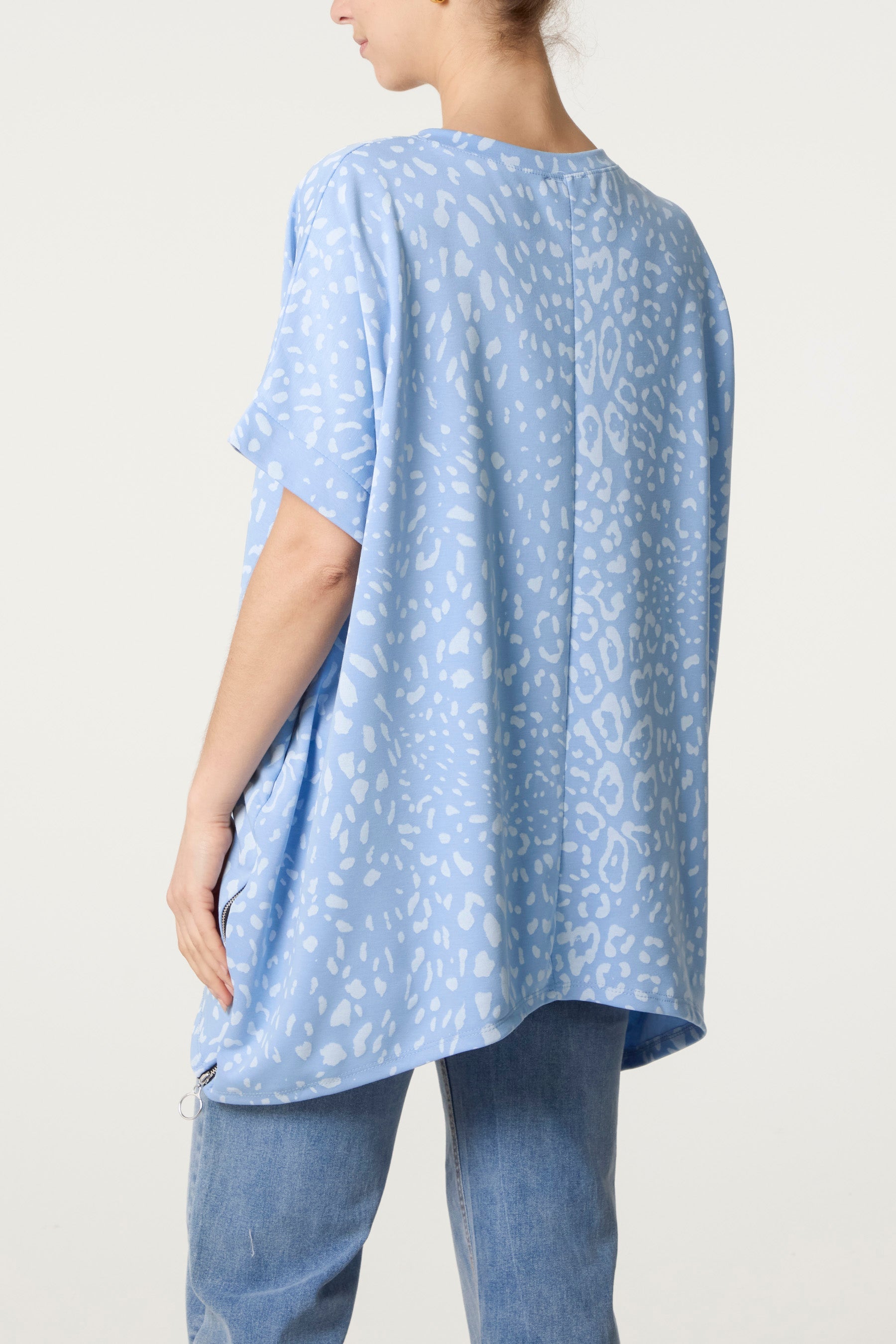 Short Sleeve Animal Sweat Top