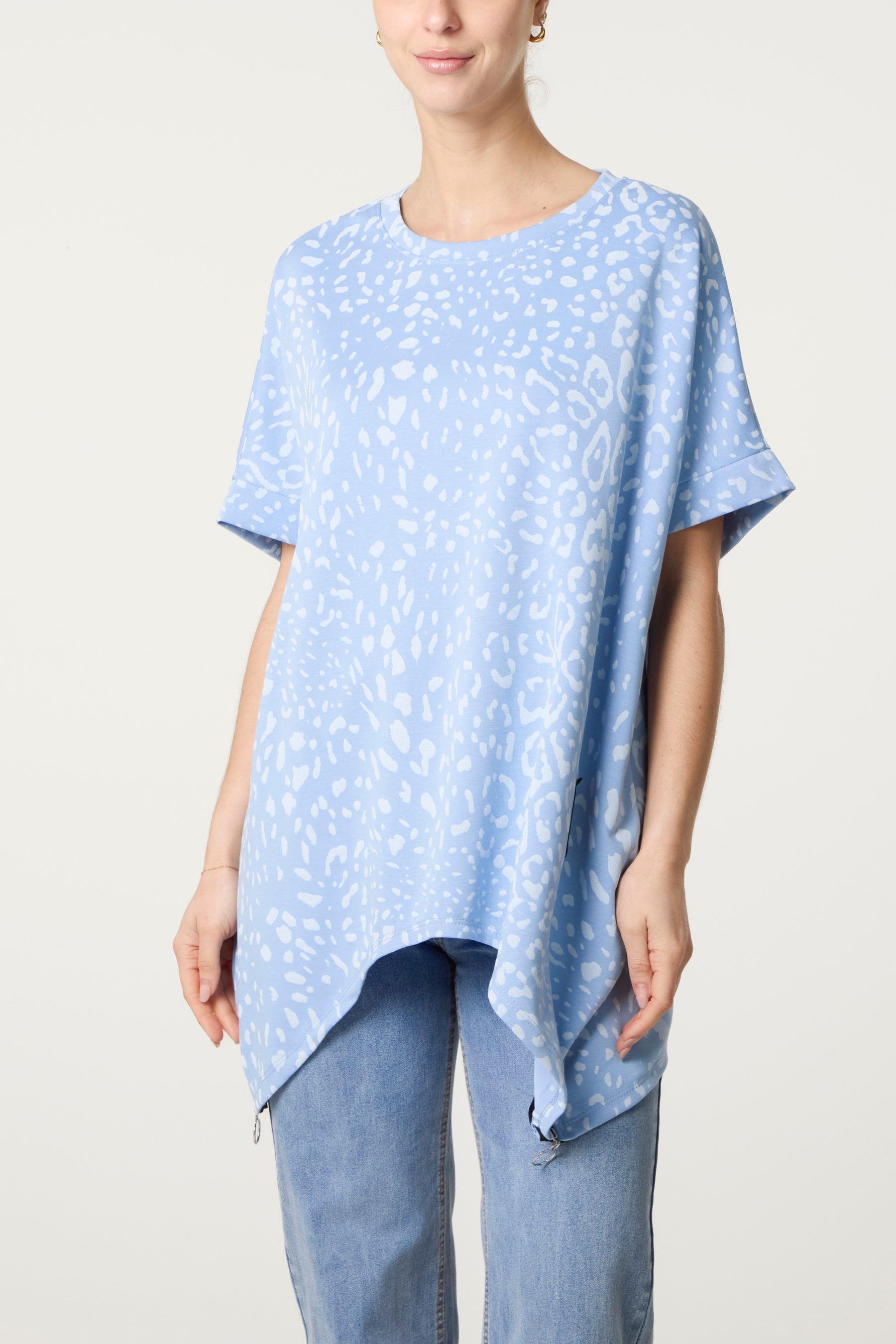 Short Sleeve Animal Sweat Top