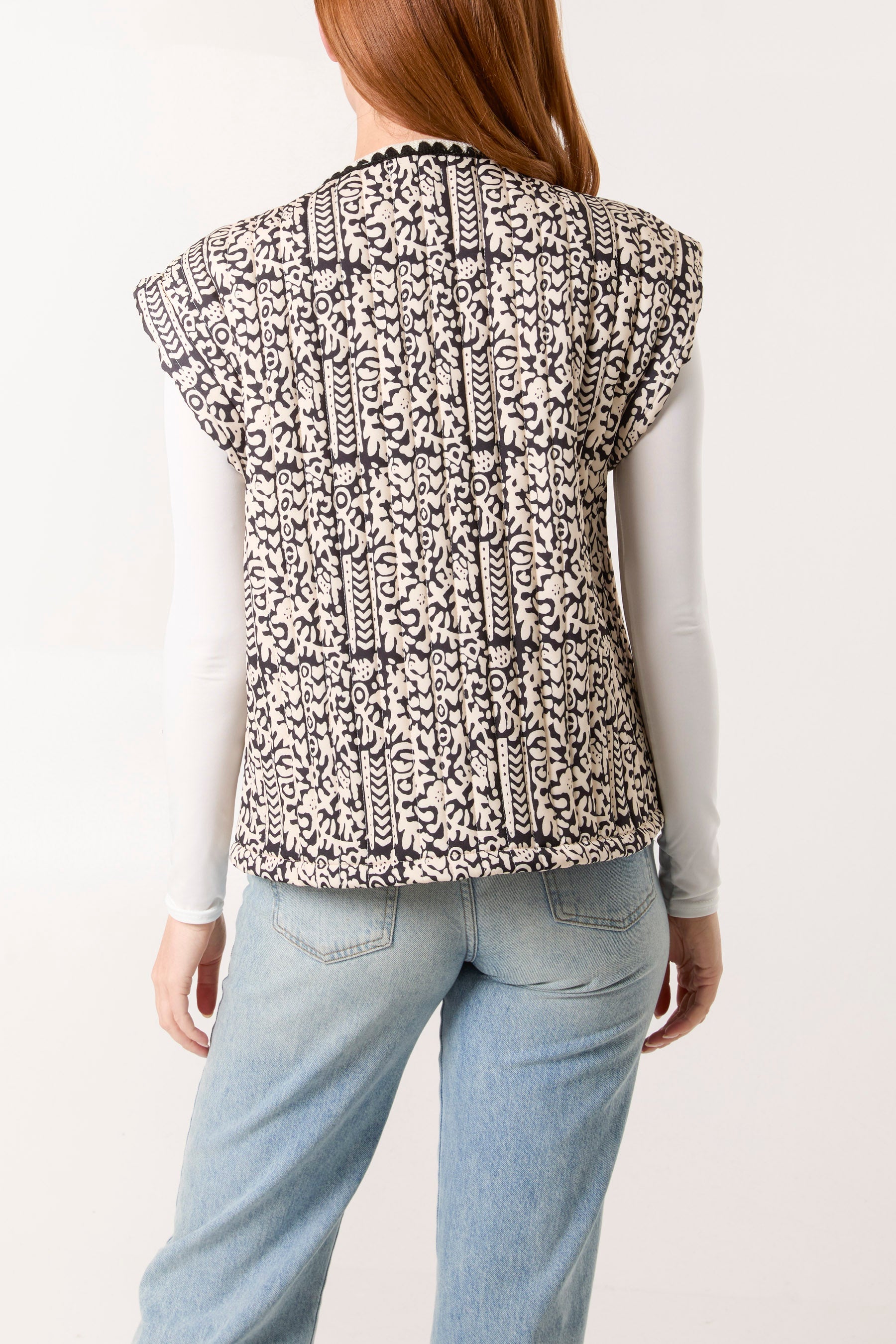 Sleeveless Printed Quilted Jacket