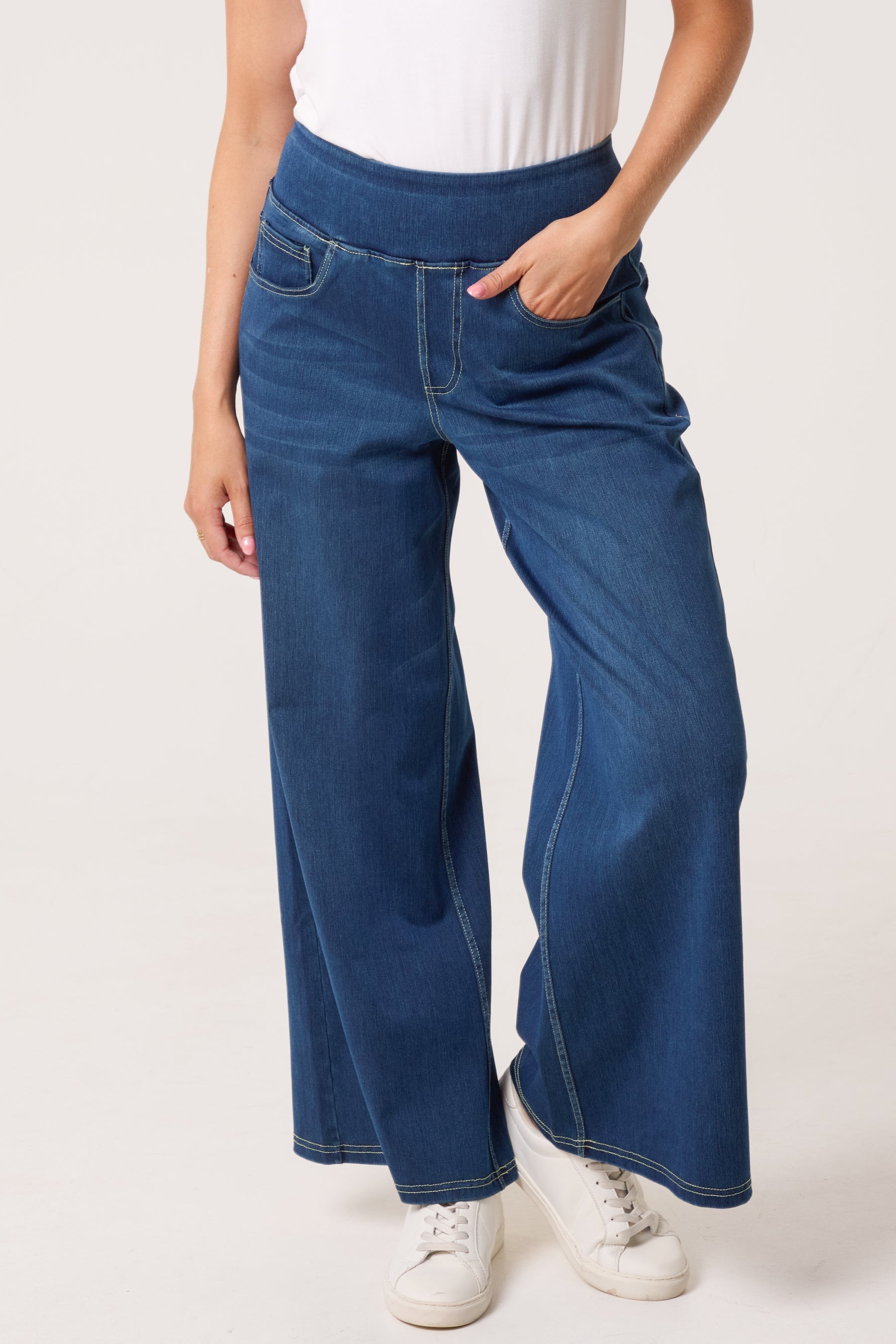 Wide Waistband & Wide Leg Jeans