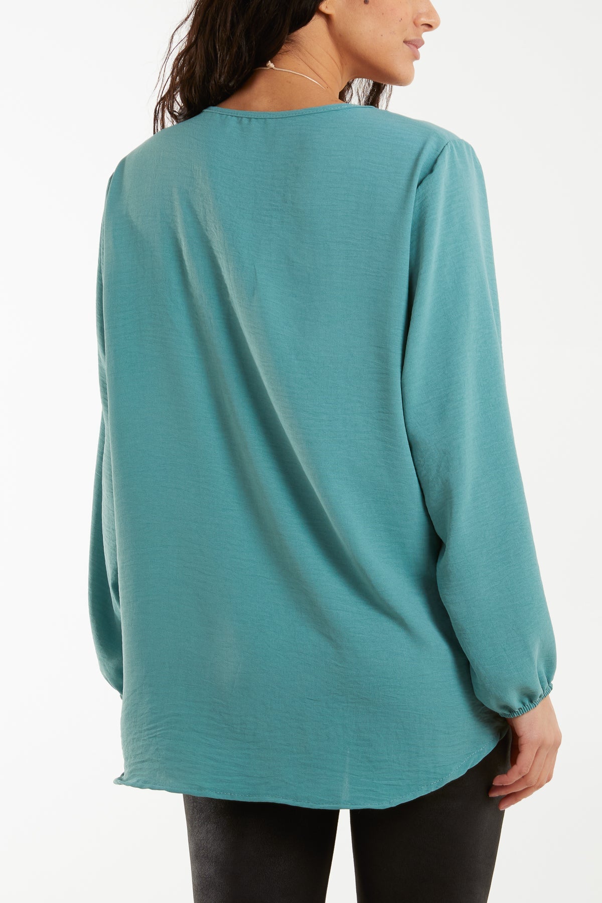 Scoop Neck Necklace Blouse