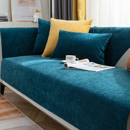 Eldvik - Comfortable Chenille Non-Slip Sofa Cover