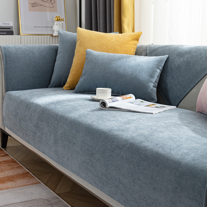 Eldvik - Comfortable Chenille Non-Slip Sofa Cover