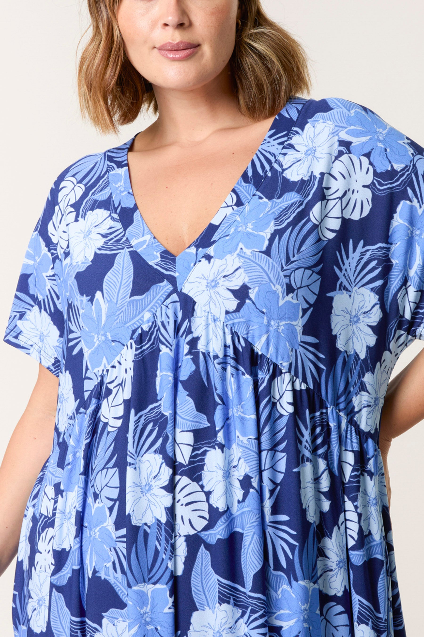 Curve Floral V-Neck Smock Dress