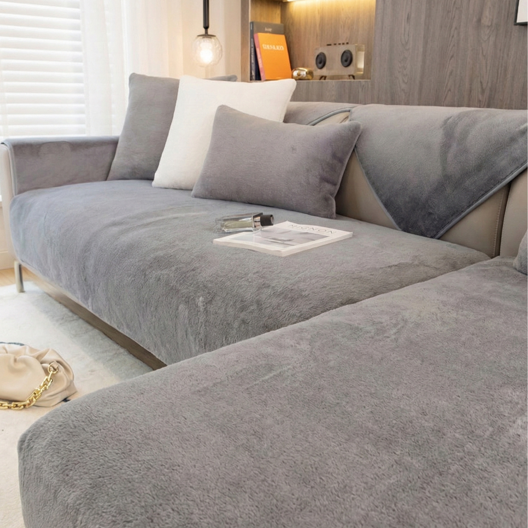 Dalvik - Soft Velvet Non-Slip Sofa Cover