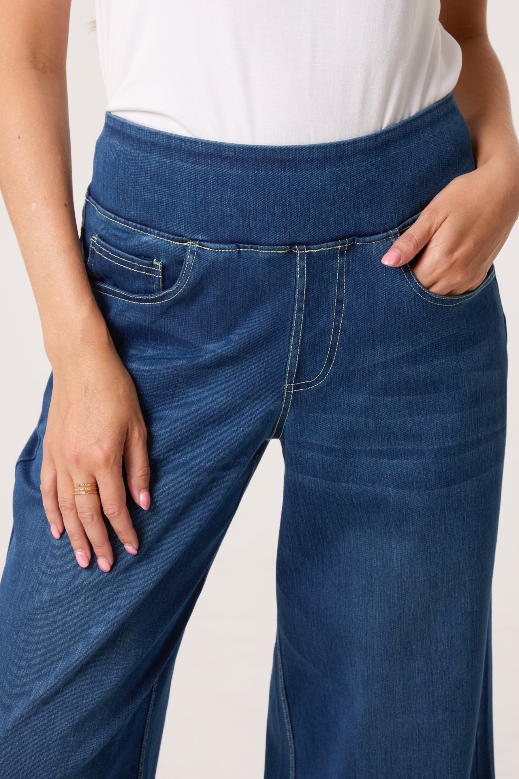 Wide Waistband & Wide Leg Jeans